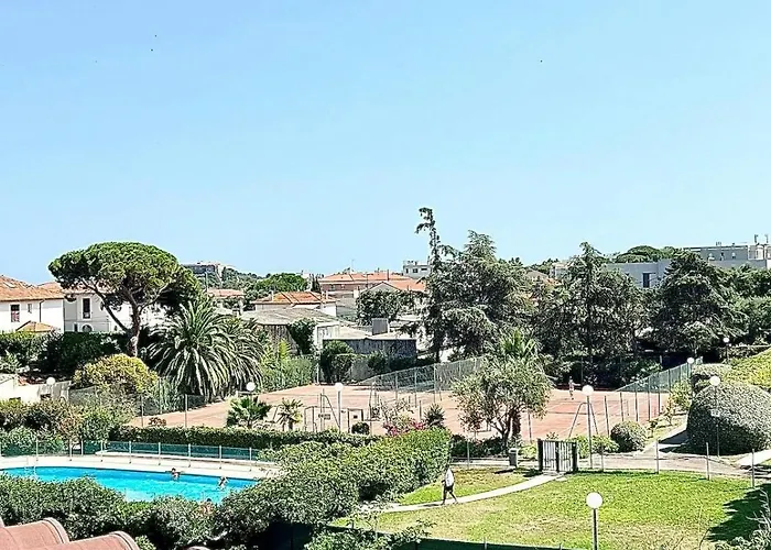 Appartement Superbe 1 Chambres, 2 Tennis, 2 Piscines, Plages, Parking *