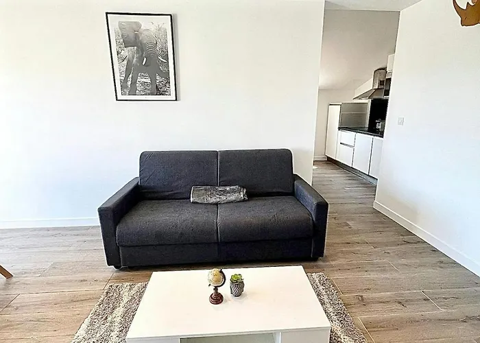 Superbe 1 Chambres, 2 Tennis, 2 Piscines, Plages, Parking Antibes