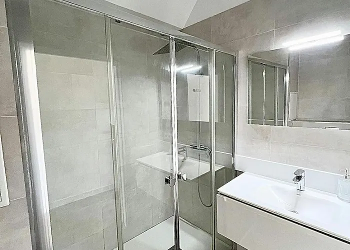 Appartement Superbe 1 Chambres, 2 Tennis, 2 Piscines, Plages, Parking Antibes