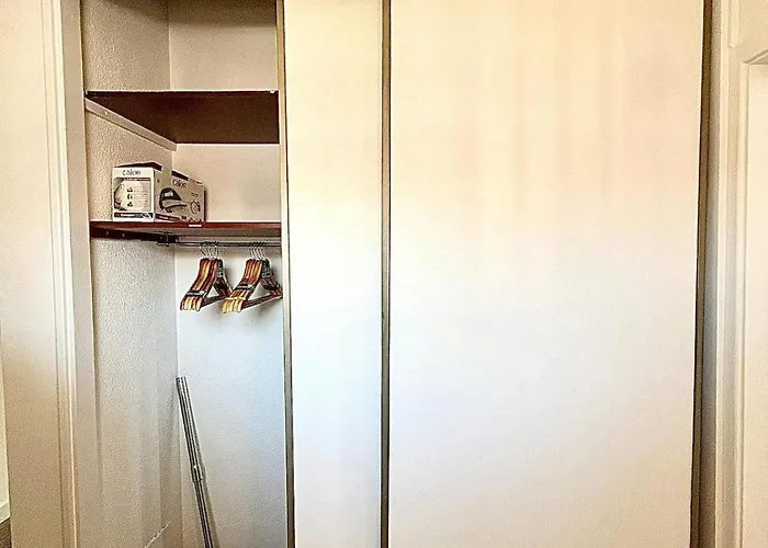 Superbe 1 Chambres, 2 Tennis, 2 Piscines, Plages, Parking Antibes