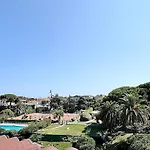Vue 2 Pieces Tennis Piscine Plages Antibes