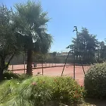 Vue 2 Pieces Tennis Piscine Plages Apartment