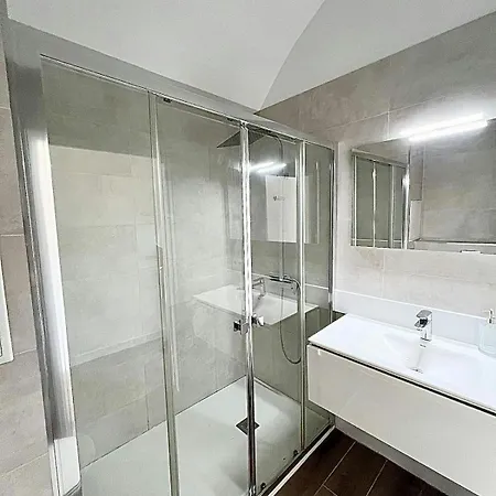 Apartment Superbe 1 Chambres, 2 Tennis, 2 Piscines, Plages, Parking Antibes